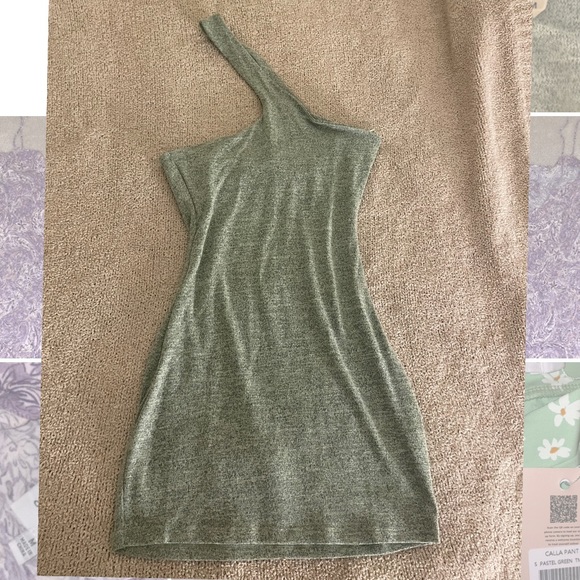 Isabelle’s cabinet green one strap dress - Picture 4 of 4